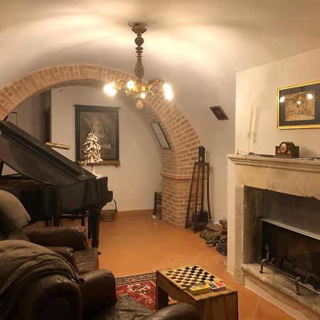Ferienwohnung Visione Via Peltuino 19 Prata d'Ansidonia Exterior foto