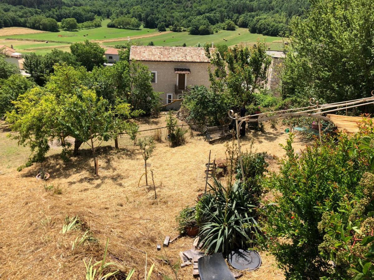 Ferienwohnung Visione Via Peltuino 19 Prata d'Ansidonia Exterior foto